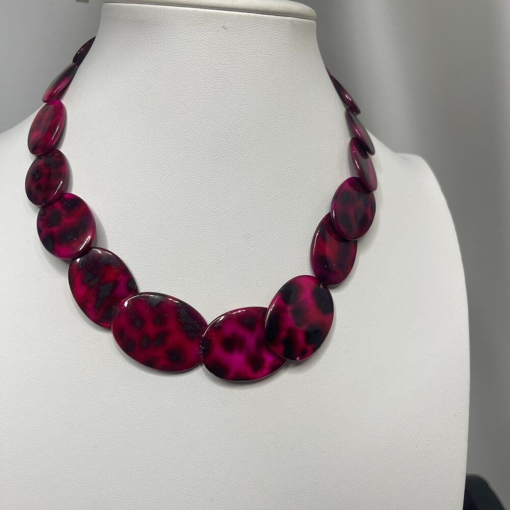 magenta pink and black cheetah necklace disks costume jewelry trendy fashion - Picture 3 of 7
